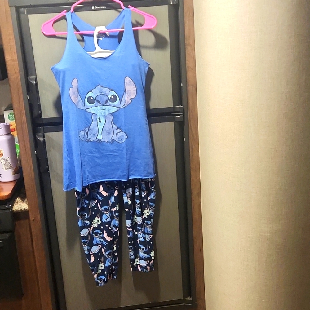 Stitch Sleepwear Set - Picture 1 of 3